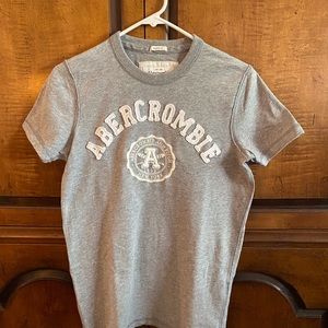 Abercrombie Muscle Mens small short sleeve